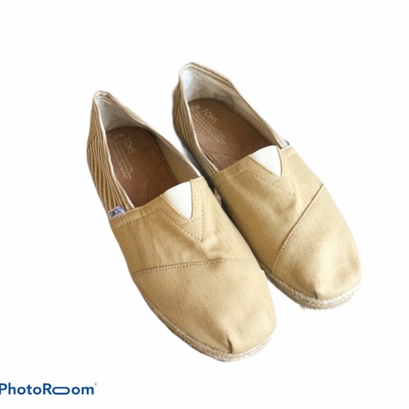 Toms Other - Toms Classic University Plimsolls Khaki Flats